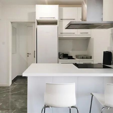 Апартаменты Naxou Modern By Staycom