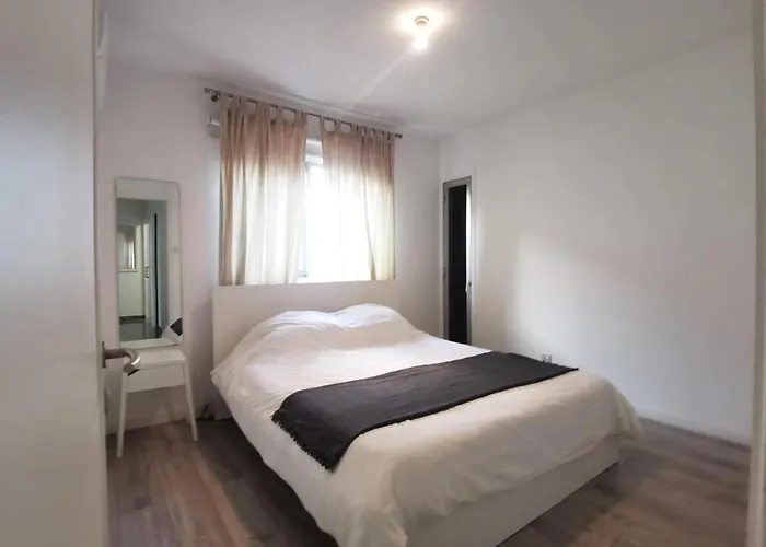 Naxou Modern By Staycom * Никосия